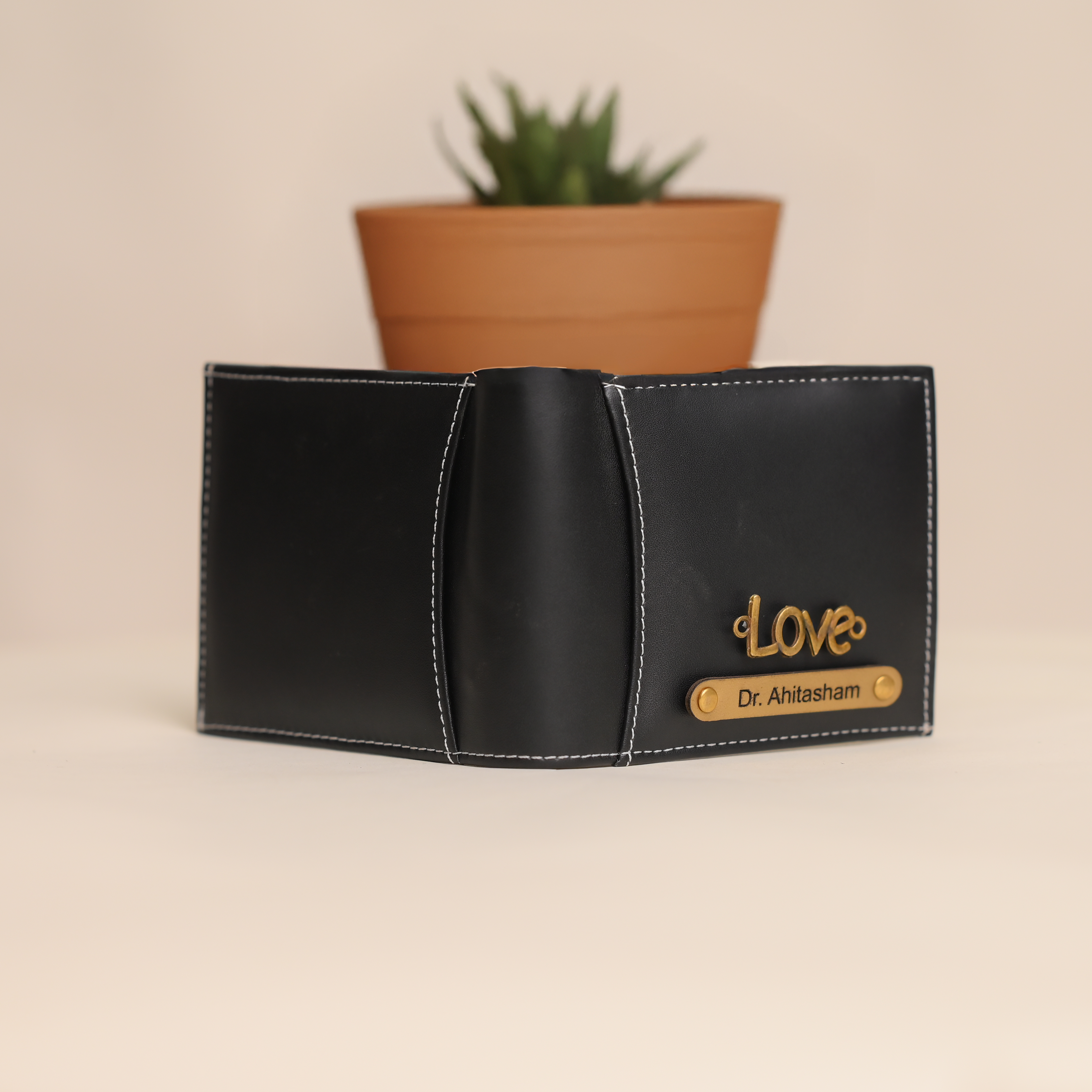 Personalized Black Leather Wallet – Premium 12 Card Slot Organizer for Men