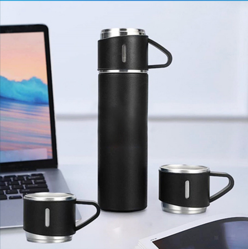 Personalized Vacuum Insulated Flask Gift Set With 2 Cups