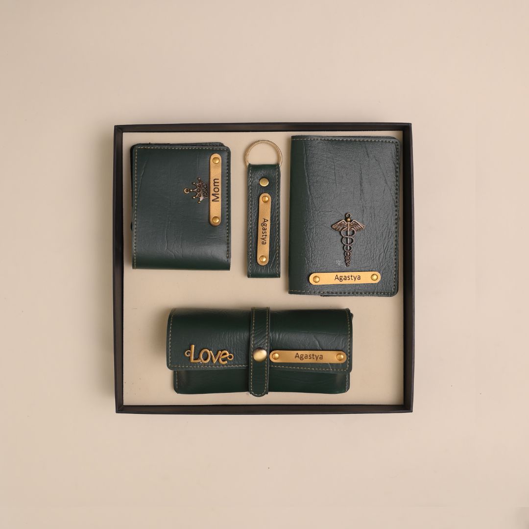 Personalized 4-in-1 Men’s Gift Set Green – Custom Wallet, Passport Cover, Keychain & Eyewear Case