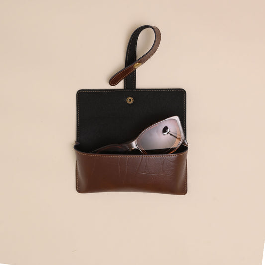 Personalized Brown Eyewear Case – Custom Goggle Case with Name Engraving