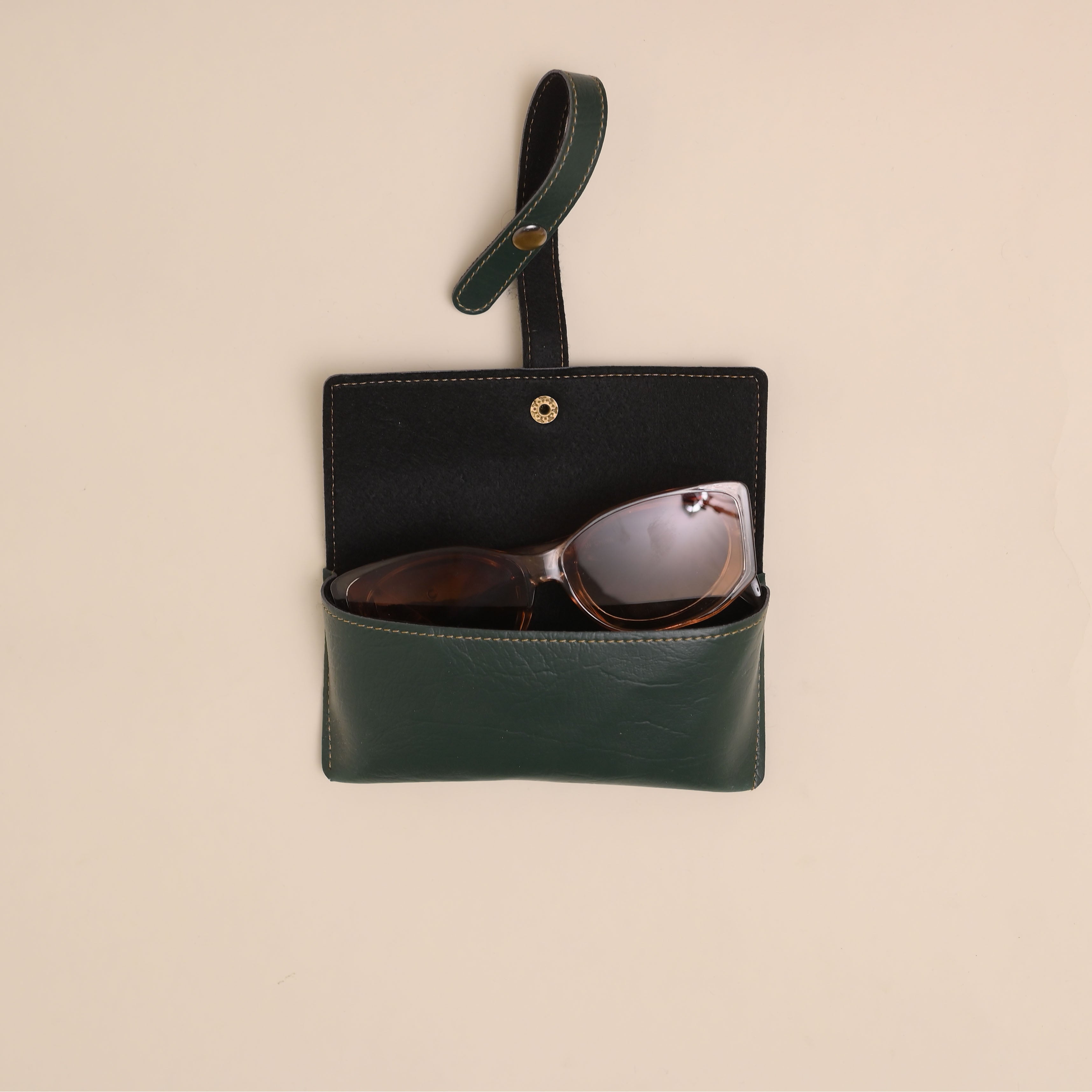 Personalized Green Eyewear Case – Custom Goggle Case with Name Engraving | Premium Quality Leather