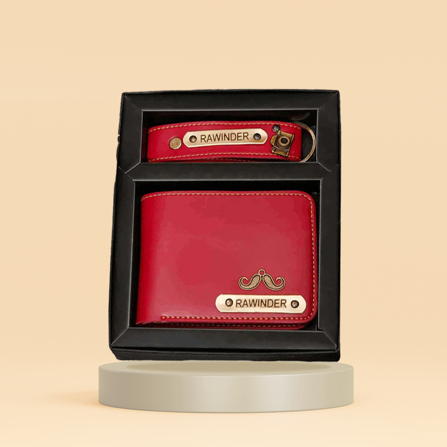 Personalized Men's Leather Wallet & Keychain with Name & Charm.
